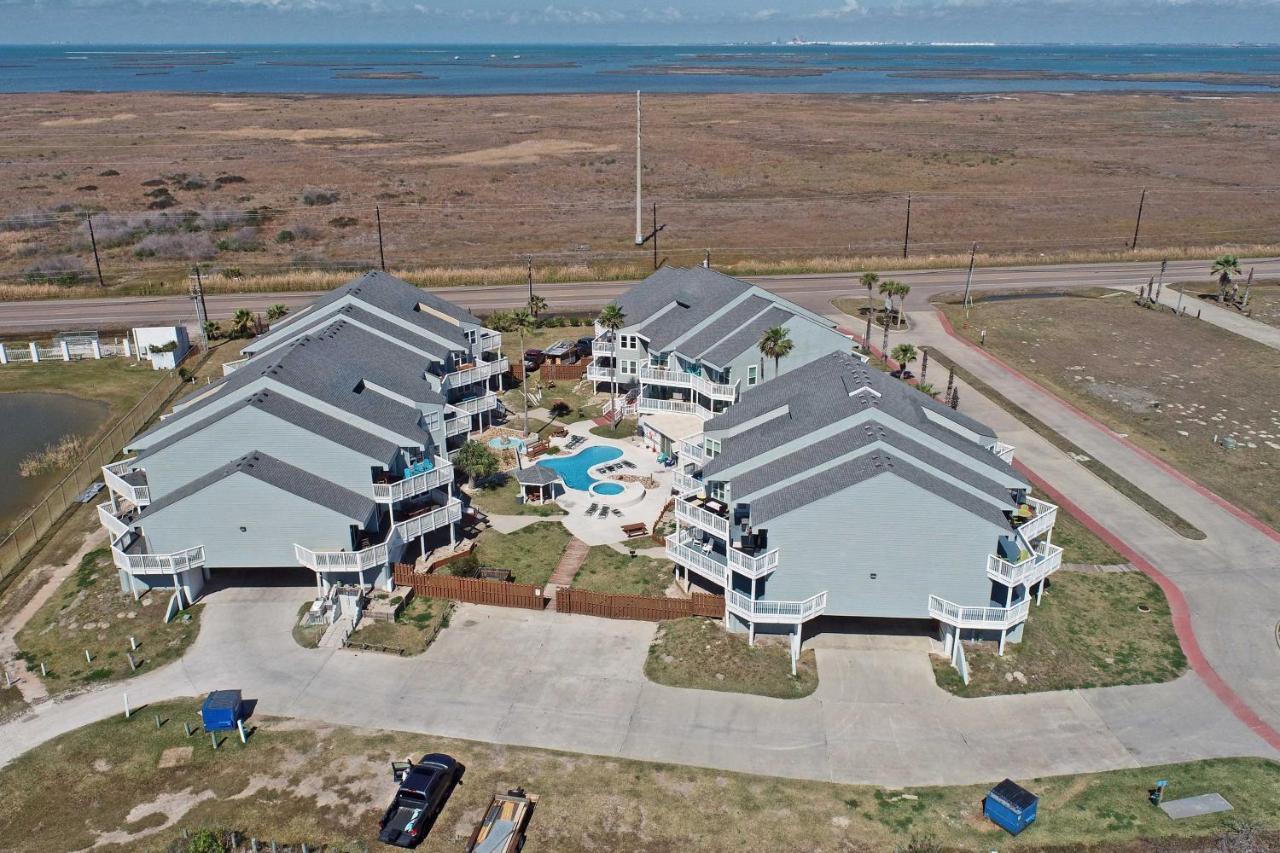 Port Aransas Condo With Outdoor Pool - Pets Welcome! Mustang Beach Exteriör bild