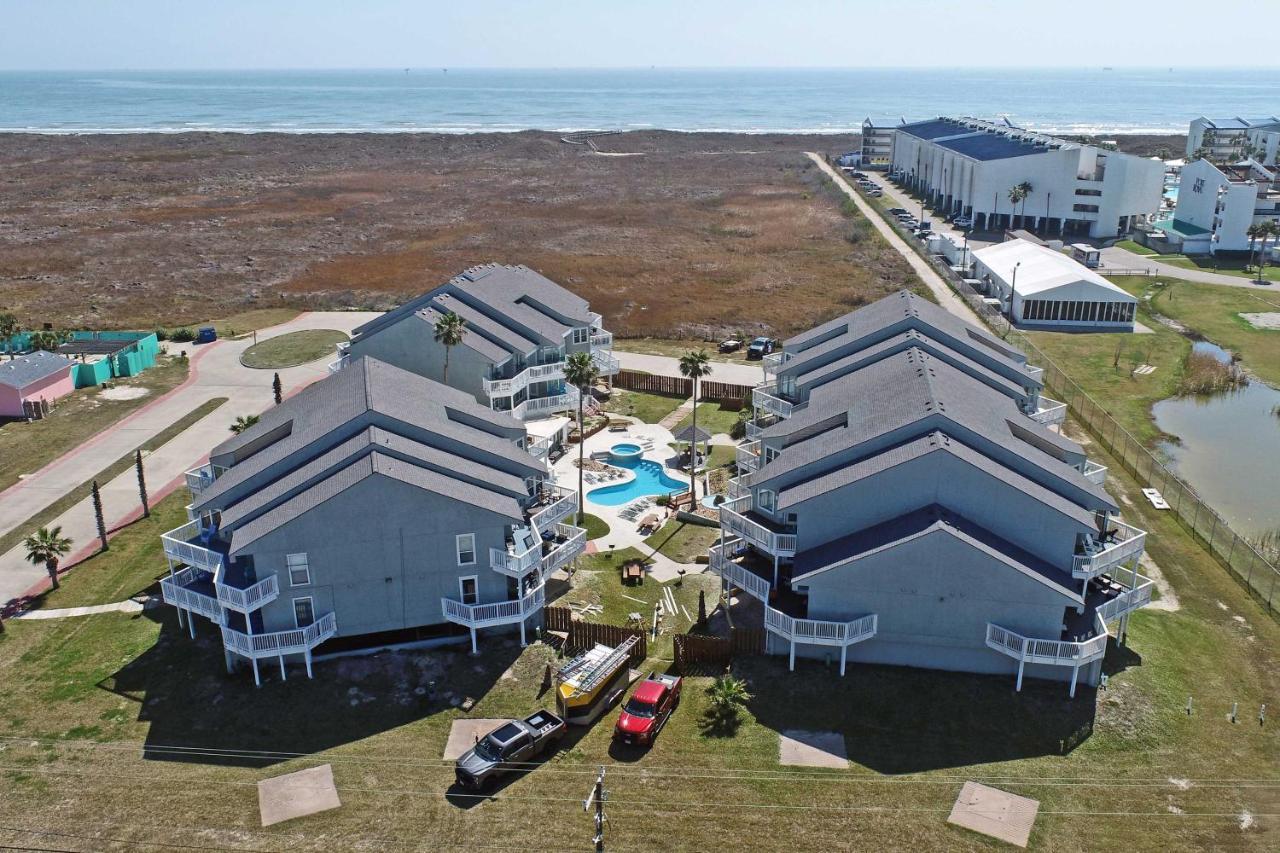 Port Aransas Condo With Outdoor Pool - Pets Welcome! Mustang Beach Exteriör bild